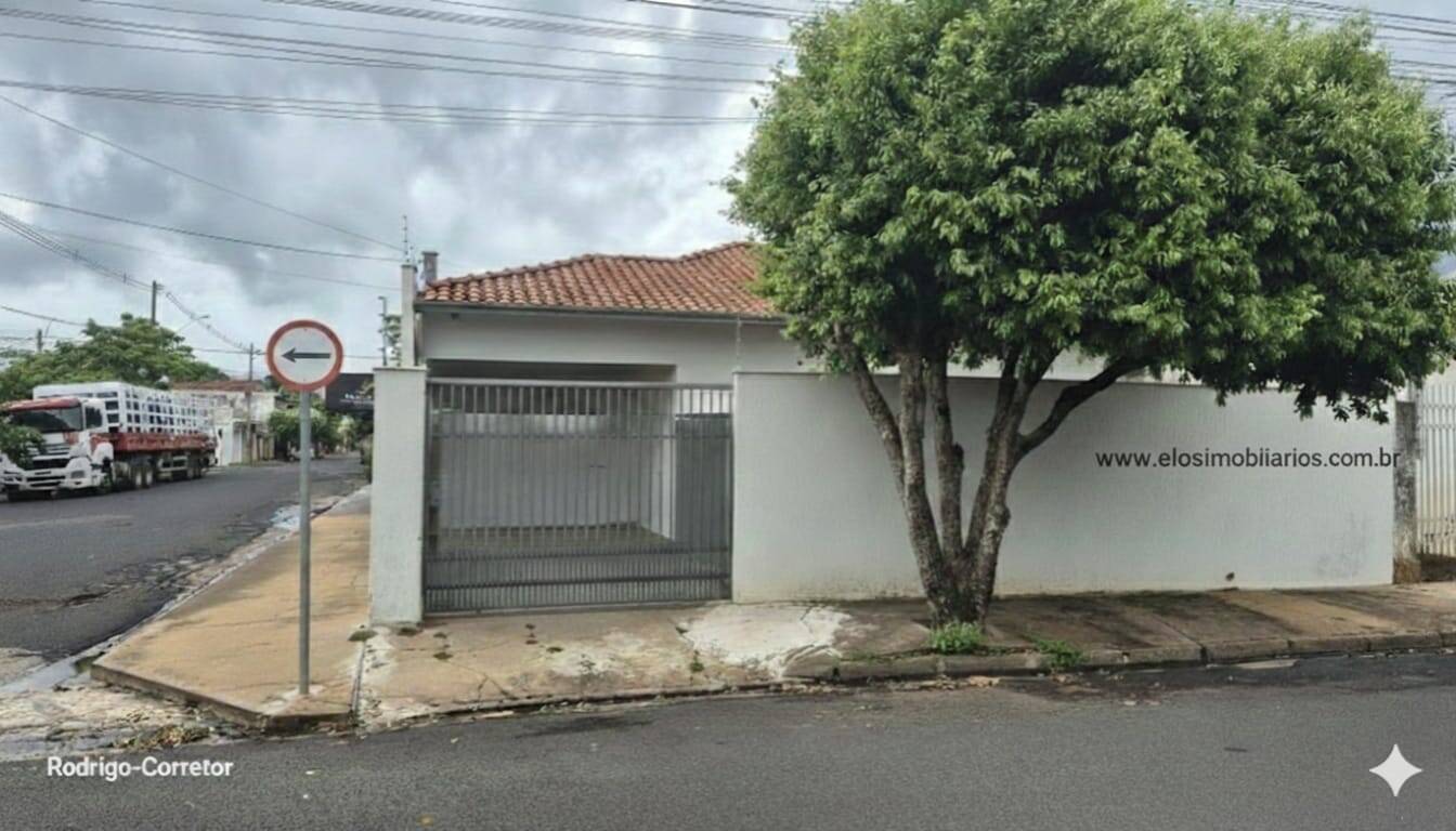#CA 0174 - CASA + SALÃO COMERCIAL para Venda em Birigui - SP