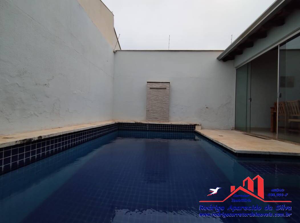 Casa, 3 quartos, 284 m² - Foto 2