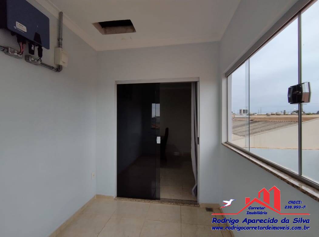 Casa, 3 quartos, 284 m² - Foto 8