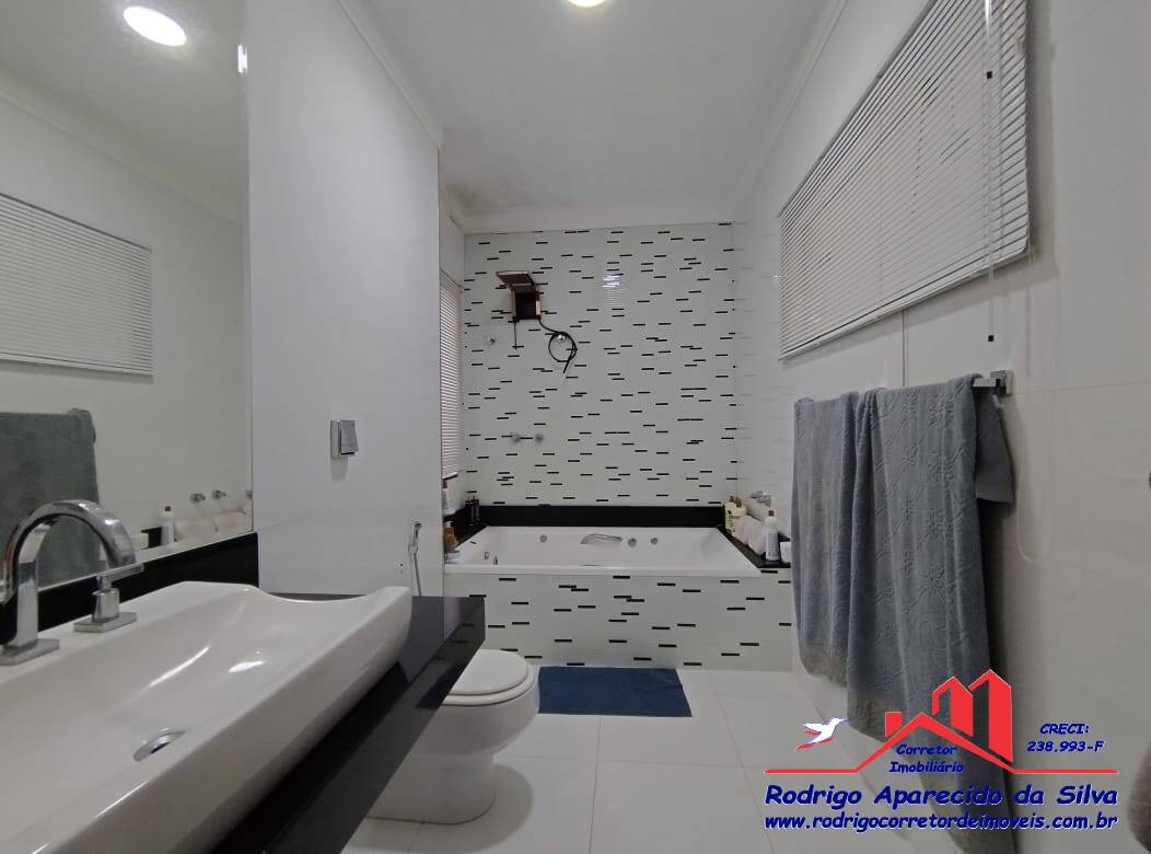 Casa, 3 quartos, 284 m² - Foto 17