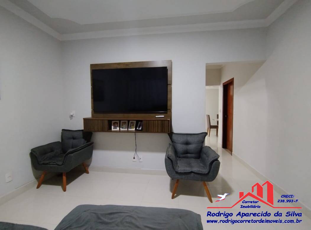 Casa, 3 quartos, 284 m² - Foto 28