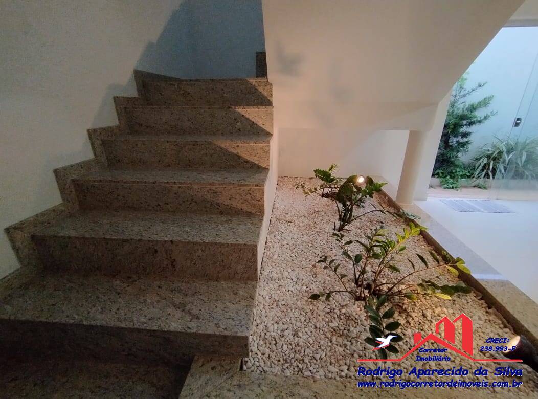 Casa, 3 quartos, 284 m² - Foto 36