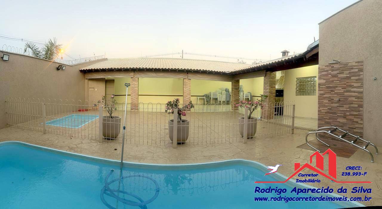 Prédio Inteiro, 256 m² - Foto 1