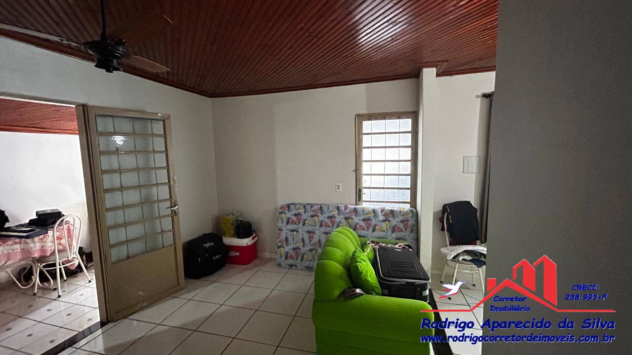 Casa, 2 quartos, 205 m² - Foto 3