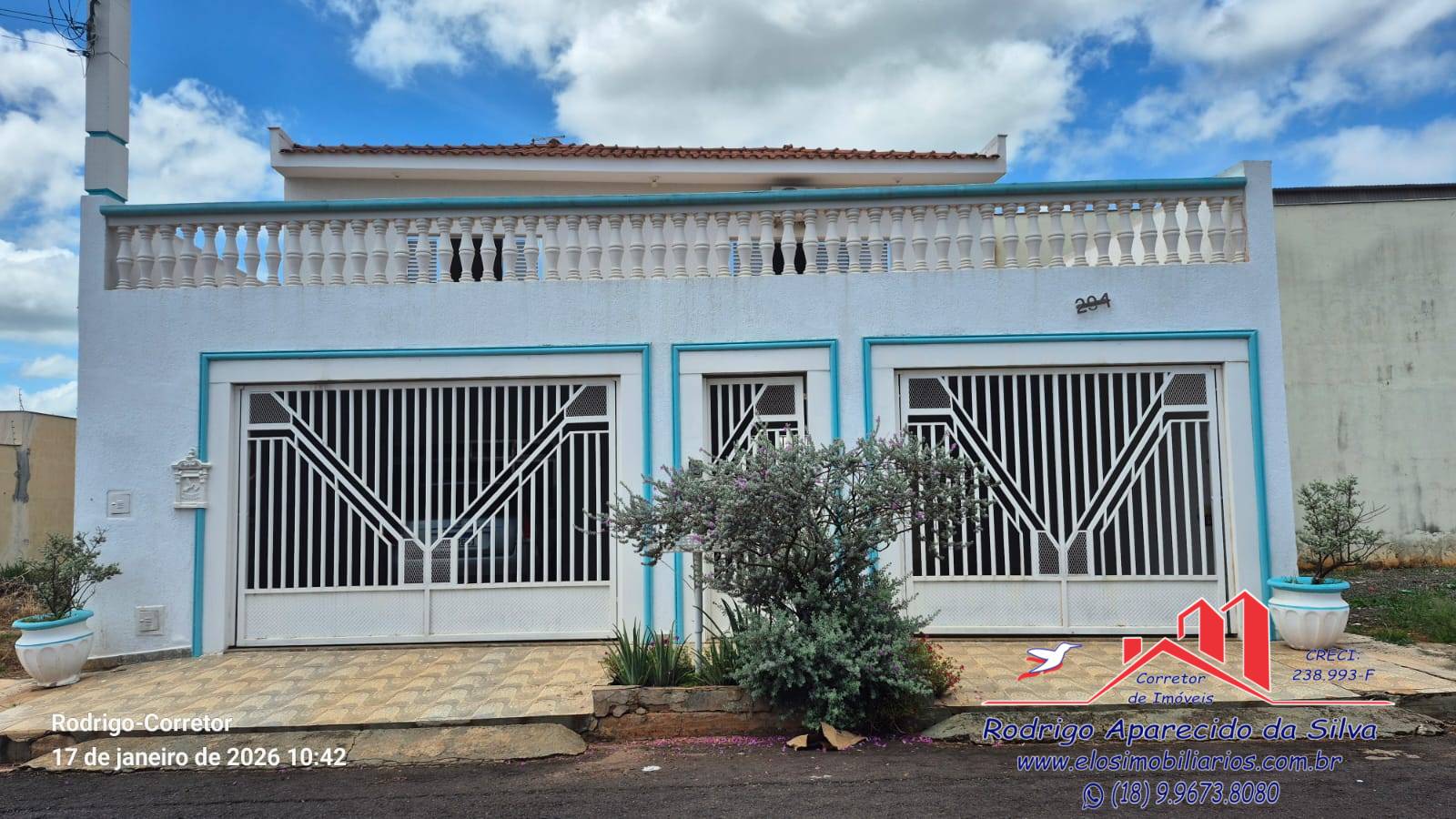 Sobrado, 5 quartos, 420 m² - Foto 1